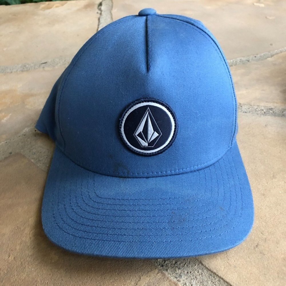 Vintage VOLCOM Classic Logo Fitted Hat Men's S/M Blue Cap FlexFit​​​​​​